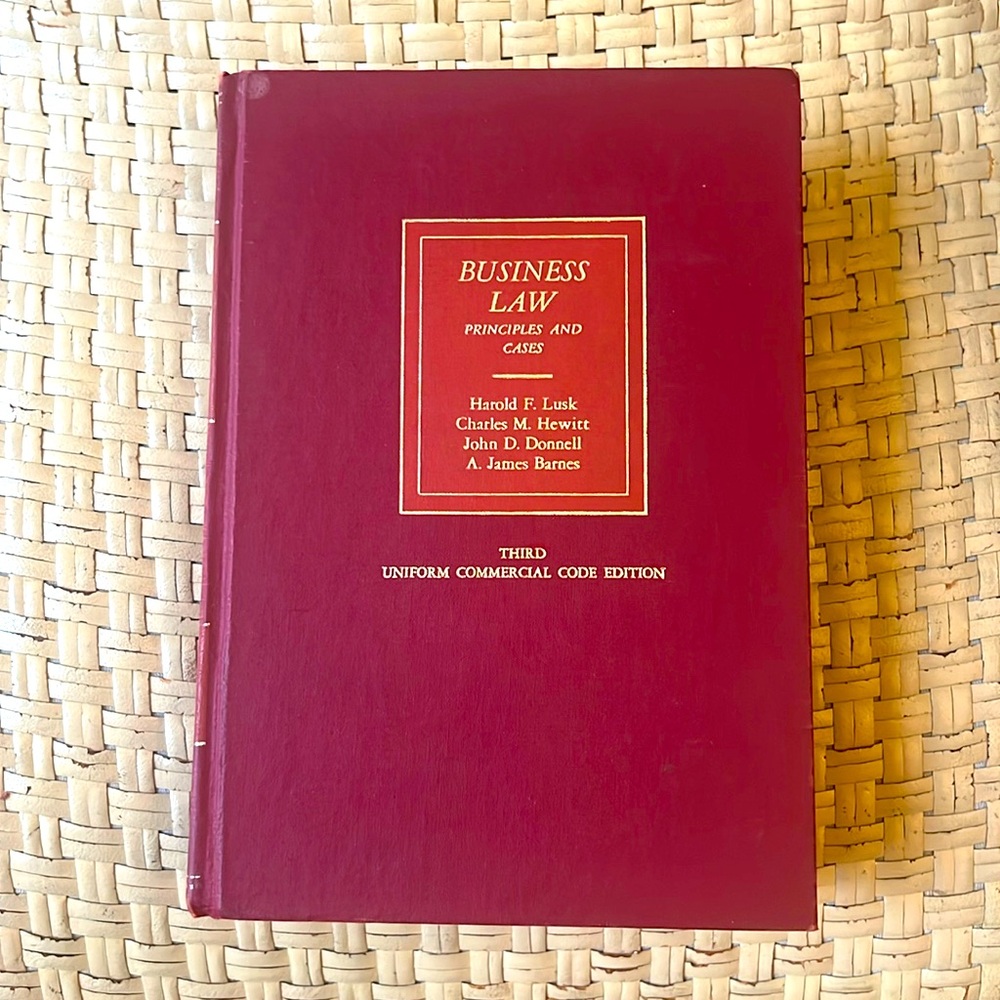 BUSSINESS LAW 3RD EDITION LUSK, HEWITT, DONNELL , BARNES BOOK